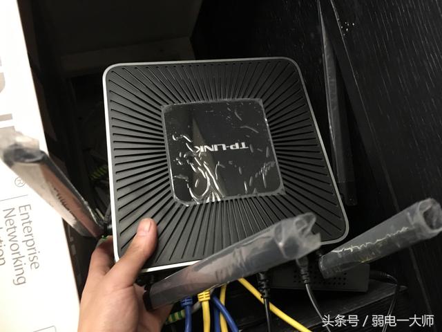 教你设置路由器实现全屋wifi无缝漫游